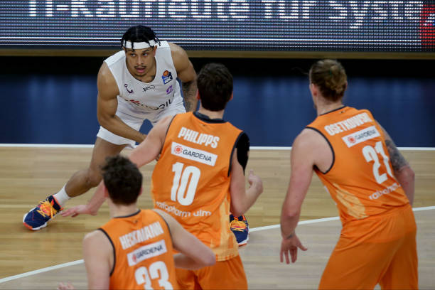 加纳乔出自 加纳乔出自