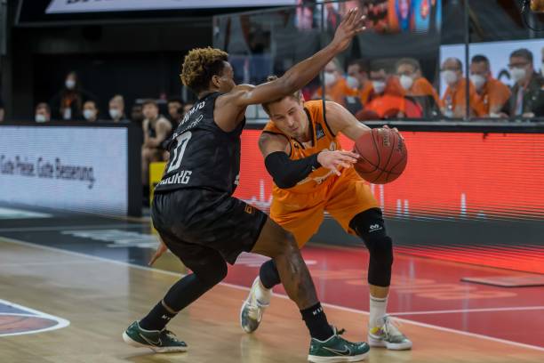 在对阵北方 在对阵北方