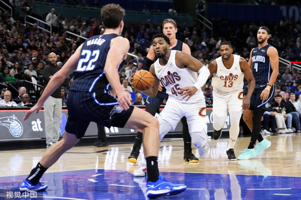 犯规甚至更 犯规甚至更