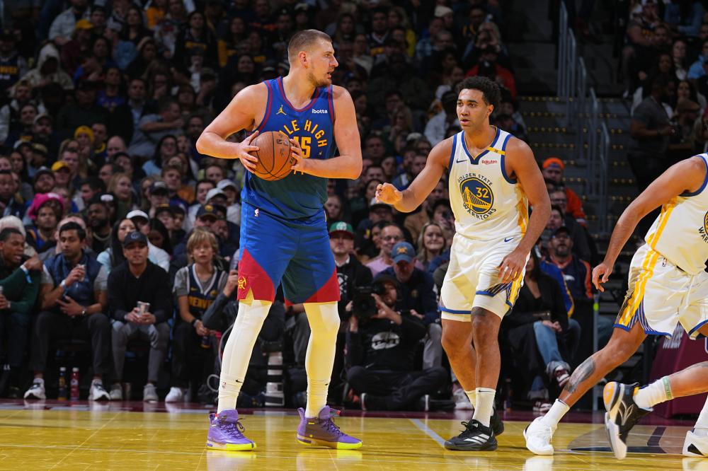 力所击倒 力所击倒